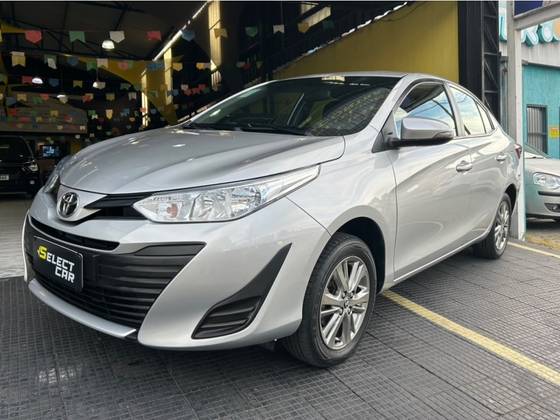 TOYOTA YARIS 1.5 16V FLEX SEDAN XL LIVE MULTIDRIVE TOYOTA YARIS 1.5 16V FLEX SEDAN XL LIVE MULTIDRIVE